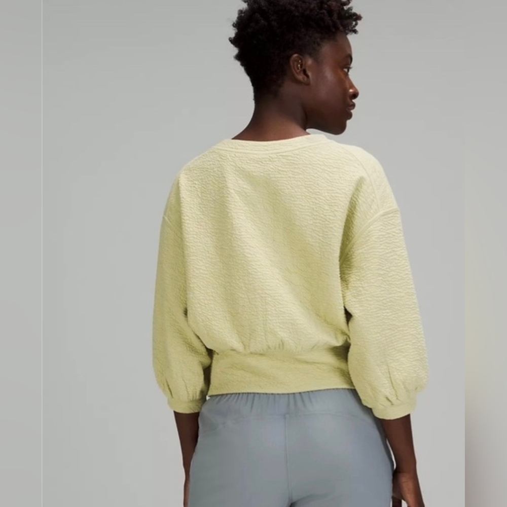 Lululemon Textured  Top - Picture 3 of 7